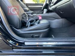 نيسان ألتيما